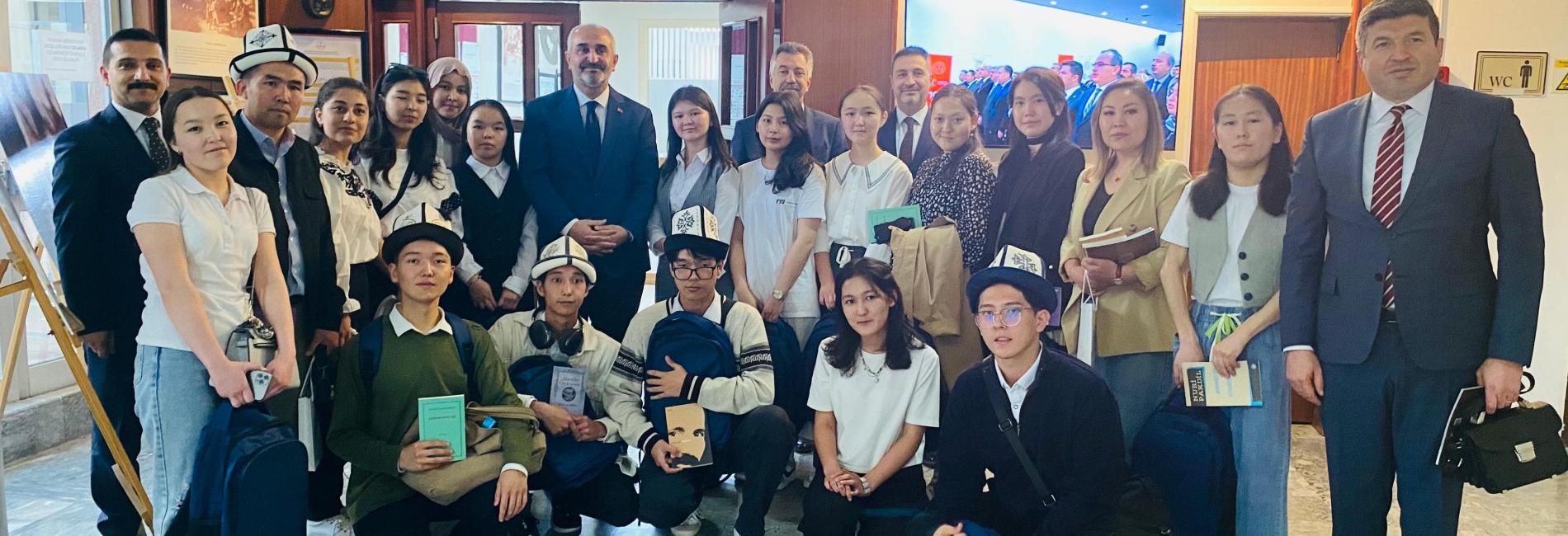 Kırgız Türk Anadolu Lisesi ile Kırgız Türk Anadolu Kız Meslek Lisesi Öğrencileri Genel Müdürlüğümüzü Ziyaret Ettiler